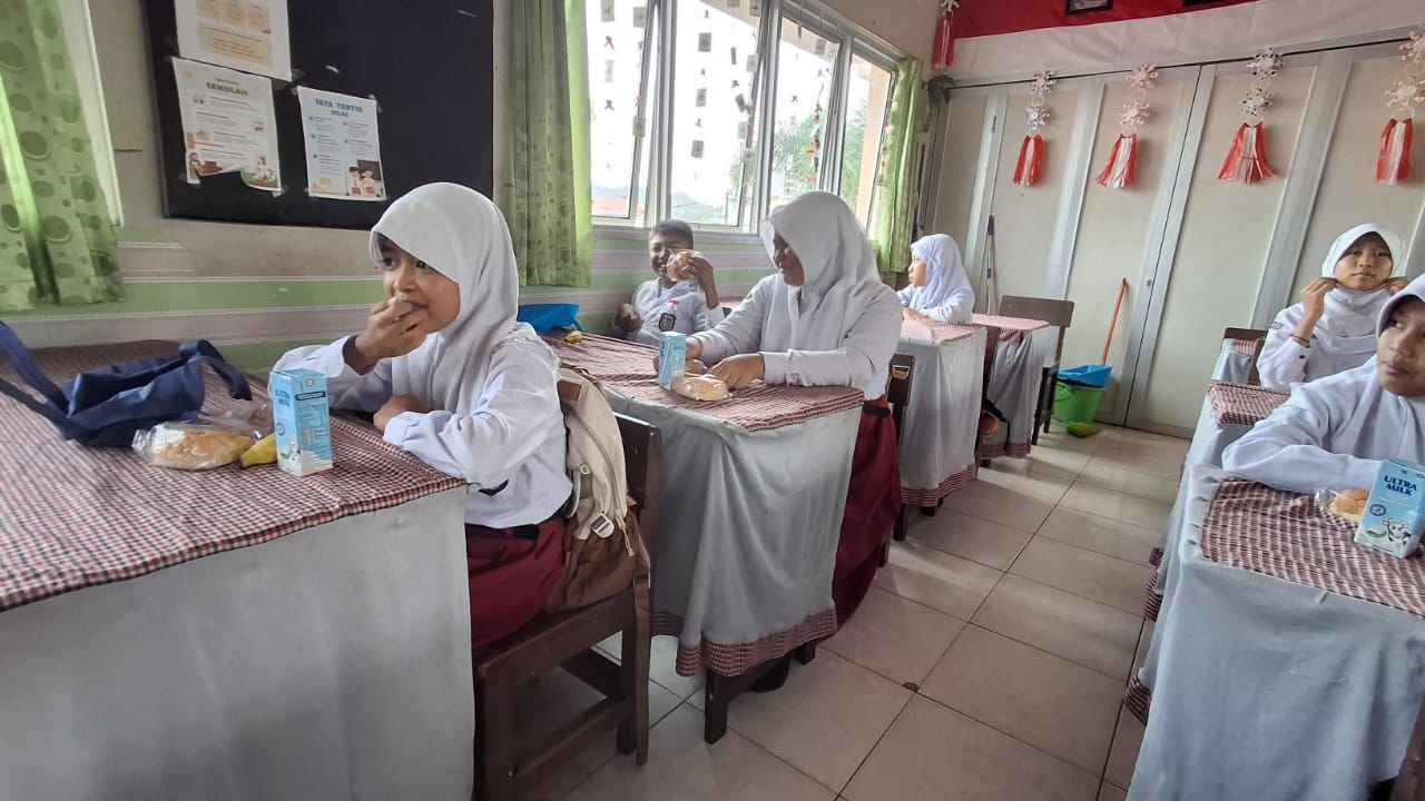 Menu MBG Ramadan di SD 003 Sungai Kunjang