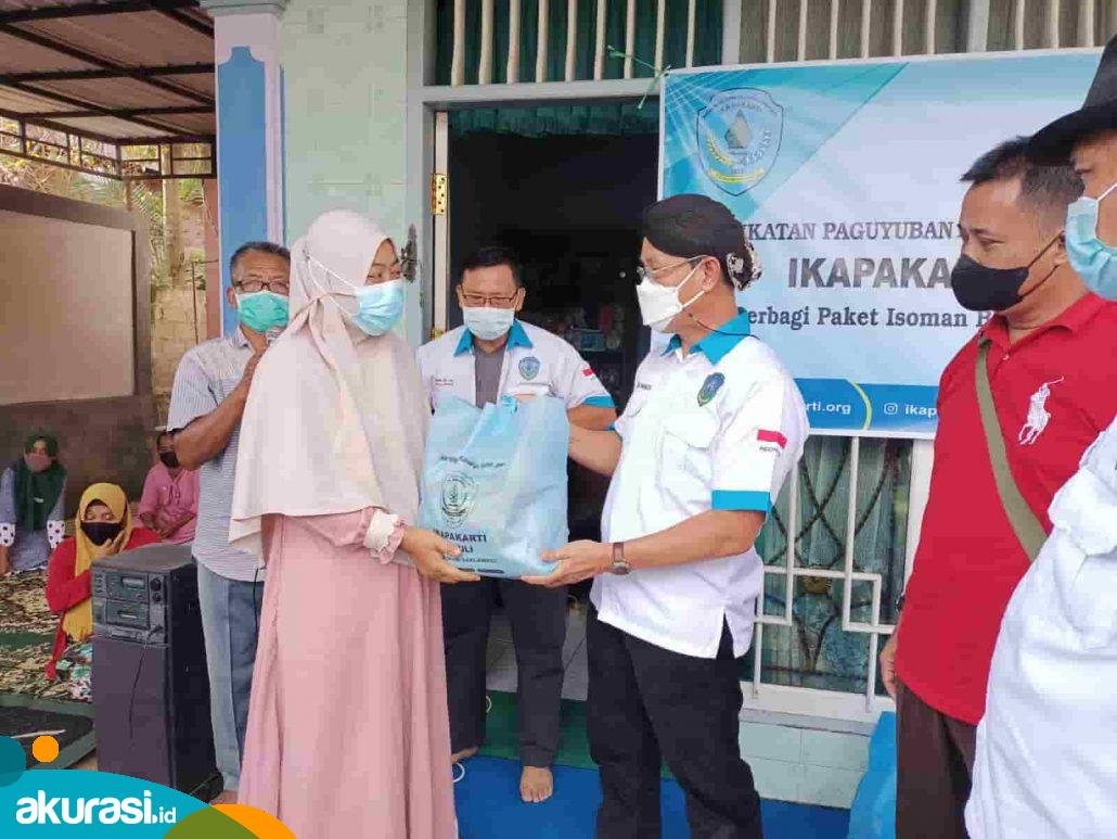 Salurkan Ratusan Paket Sembako Bagi Warga Isoman dan Terdampak Banjir, Cara Ikapakarti Berbagi di Masa Pandemi