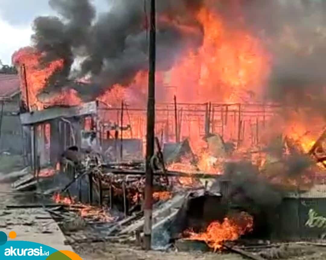 Puluhan Rumah dan 4 Unit Motor Hangus Dalam Insiden Kebakaran di Perjuangan Samarinda