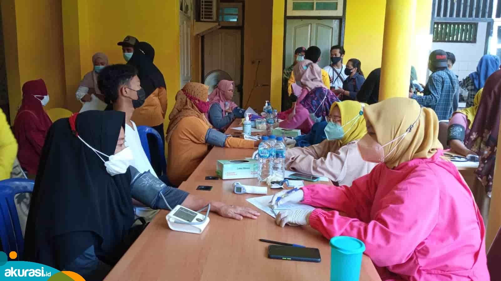 PDP II Golkar Bontang Salurkan 660 Dosis Pertama Vaksin Covid-19