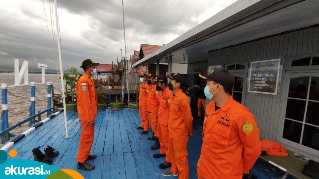 Tim Basarnas turun langsung dalam upaya pencarian seorang nelayan yang dilaporkan menghilang di perairan Sangalaki, Berau.