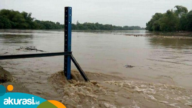 Fenomena Sungai Mahakam meluap, Samarinda waspada air pasang dampak La Nina.