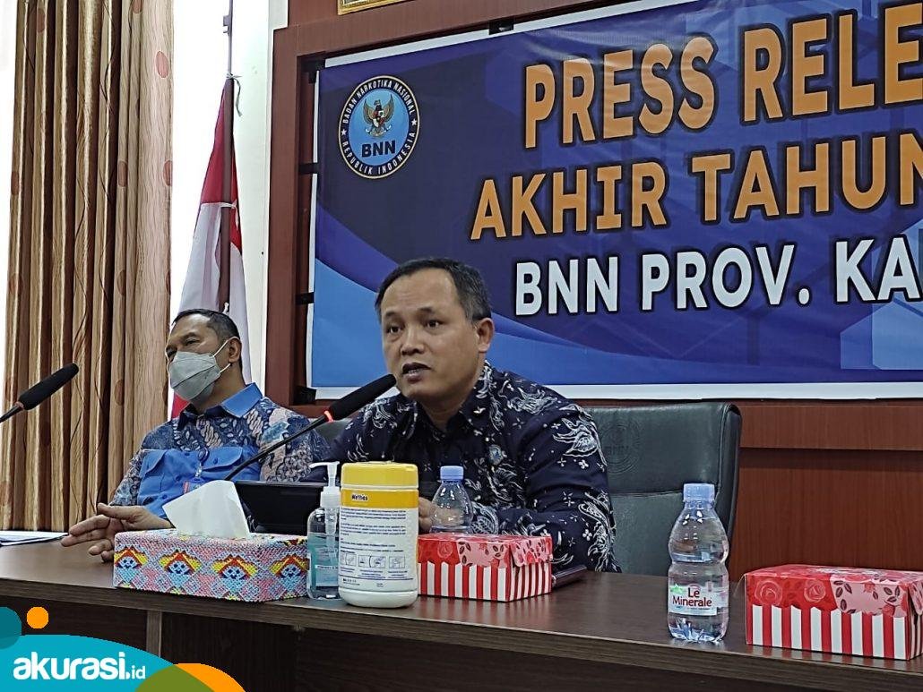 Kepala BNNP Kaltim Brigjen Pol Wisnu Andayana saat berbicara mengenai imbauan tes urine di berbagai instansi sebagai antisipasi penggunaan narkotika. (Devi Nila Sari/Akurasi.id)