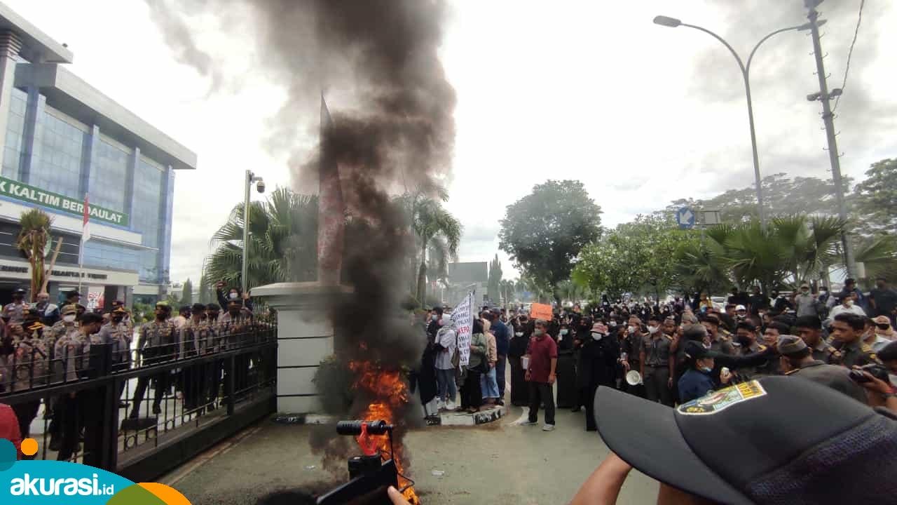 Tolak Kepindahan Sekolah, Siswa SMA 10 Samarinda Demo