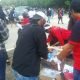 MBM Aksi Damai, Punguti Sampah di Akhir Demo