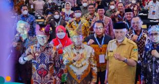 Tutup Rakernas Apeksi XV di Padang, Mendagri Janji Follow Up Aspirasi Para Wali Kota