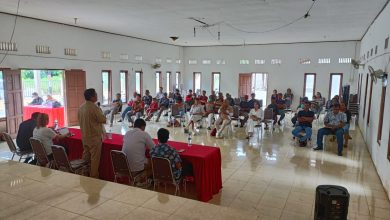 Ekti Imanuel Serukan Perangi Narkotika Saat Sosialisasi Perda Kaltim 4/2022 di Sekolaq Darat