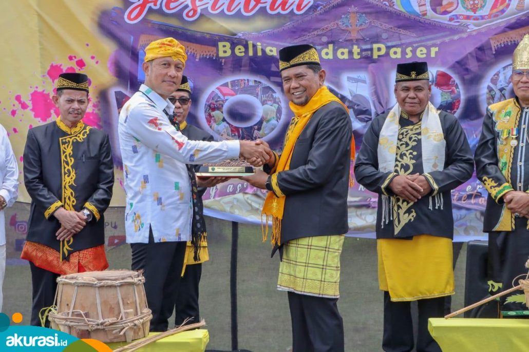 Buka Festival Adat Paser Belian Nondo, Hamdam: Keindahan Seni Budaya Modal Pembangunan Masyarakat PPU