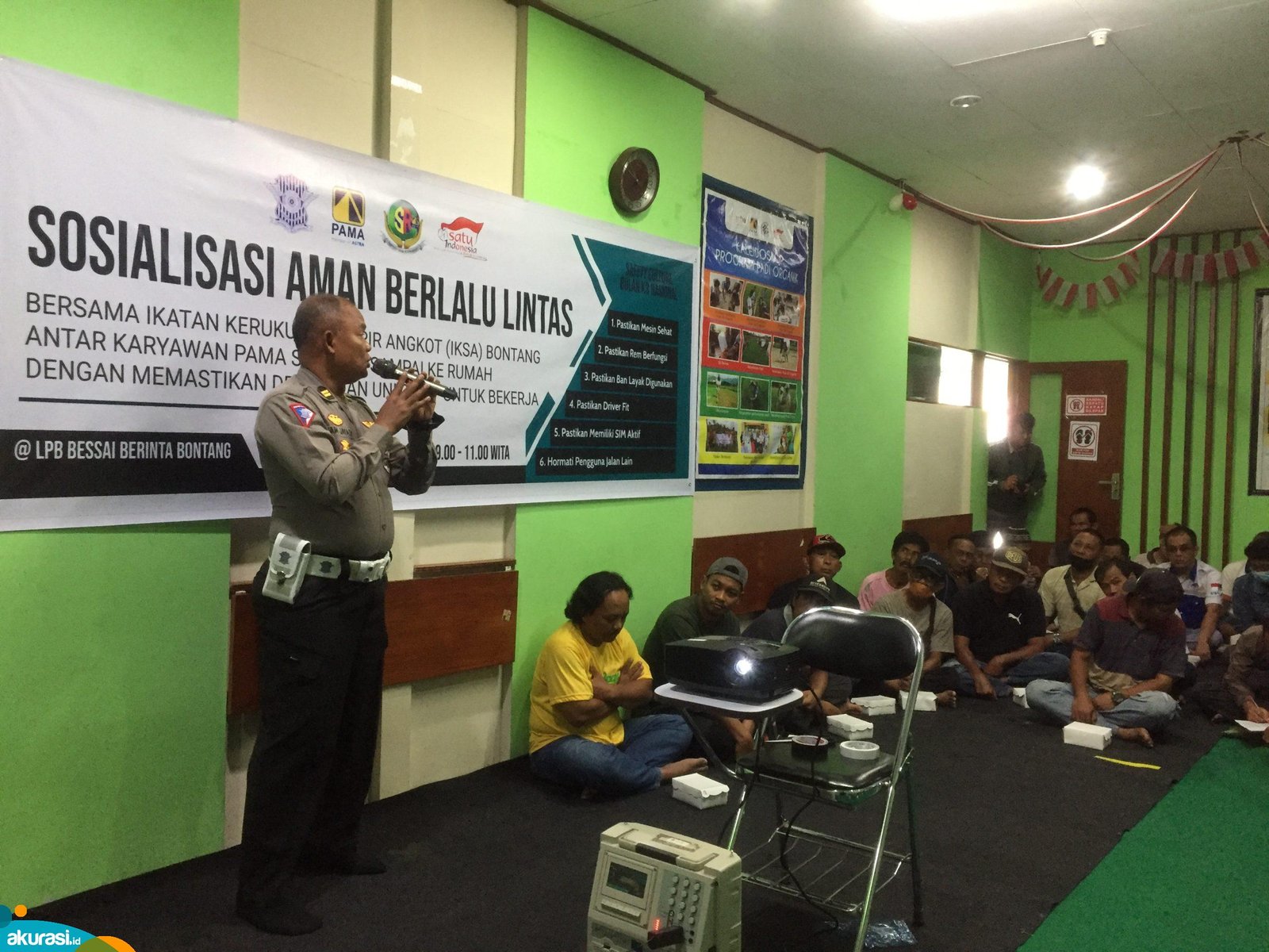 Memperingati Bulan K3 Nasional, PT Pama Indo melaksanakan Sosialisasi Aman Berlalu Lintas kepada sopir angkot di Bontang. (ist)