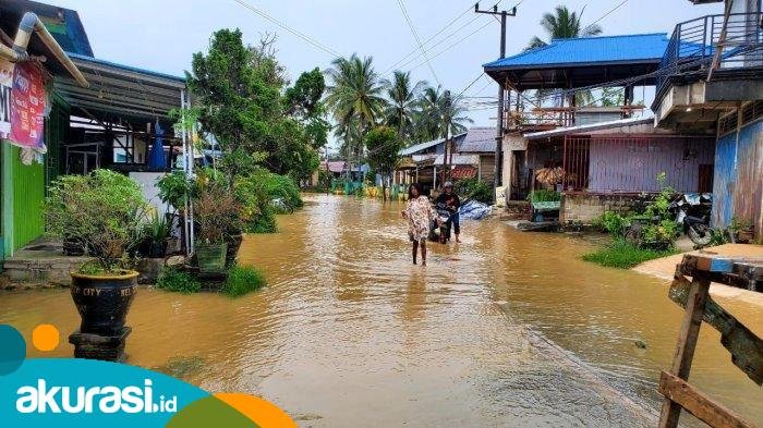 Kawasan RT 04 dan RT 11, Kelurahan Guntung kembali terendam banjir akibat curah hujan yang tinggi. (Istimewa)
