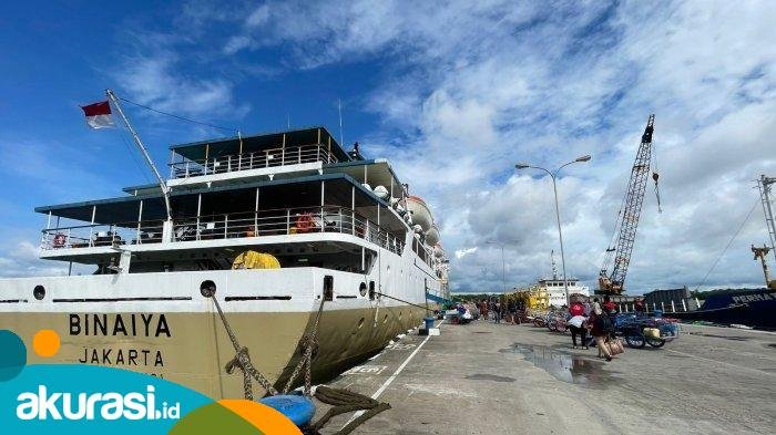 KM Binaiya di Pelabuhan Loktuan. (istimewa)