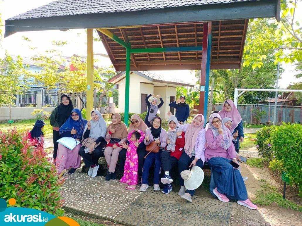 DWP BKPSDM Bontang Gelar Jalan Sehat: Jadi Medium Membangun Kebersamaan dan Kekompakan