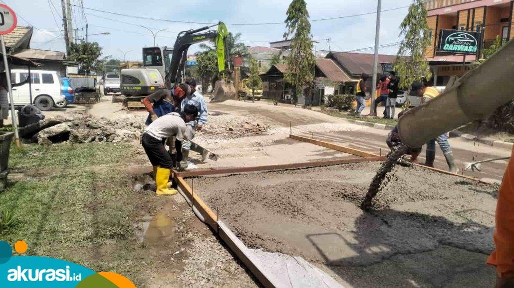 Pemkab Kutim dan BBPJN Kaltim Kompak Gelontorkan Dana Triliunan Benahi Jalan Kutai Timur Tahun Ini