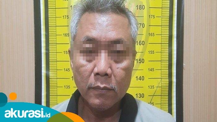 Kakek di Bontang, bandar togel yang diamankan Polres Bontang. (Dok. Polres Bontang)