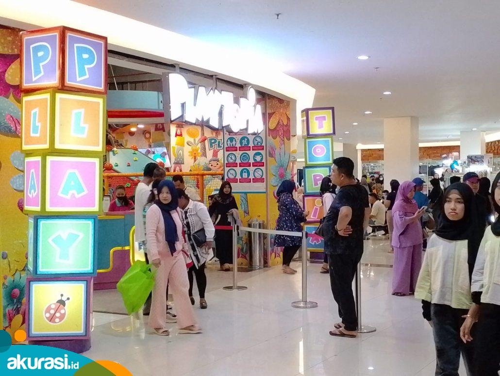 Suasana salah satu mall di Samarinda. (Muhammad zulkifli/akurasi.id)