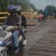 Jembatan Sambera Dikeluhkan Masyarakat, Dinas PU Kukar Janji Segera Perbaikin Secara Permanen