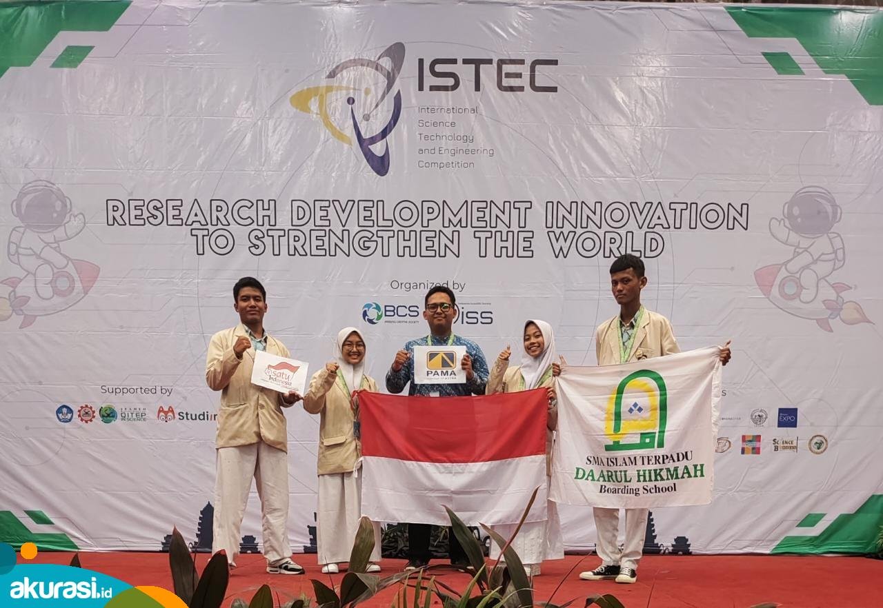 Sambut Prestasi SMA IT DHBS Juara Lomba Internasional, PT Pama Terus Berikan Pembinaan Pendidikan Sekolah di Bontang