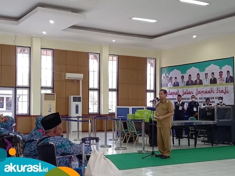 Wagub Kaltim Lepas Keberangkatan 289 Calon Haji