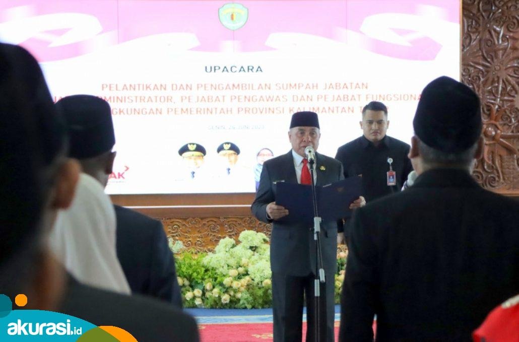 Lantik 24 PNS, Gubernur Isran Noor Ingatkan Bangun Budaya Kerja Unggul dan Adaptif