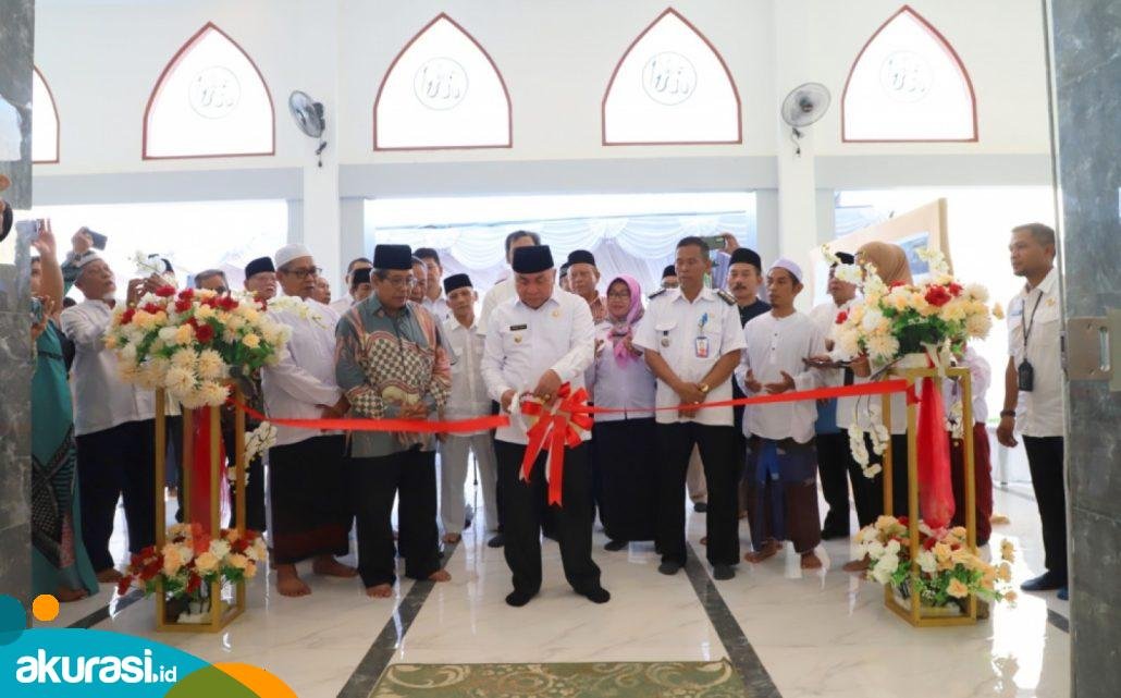 Resmikan Masjid Al Falah, Gubernur Harap Dimakmurkan dengan Majelis Taklim dan Majelis Ilmu