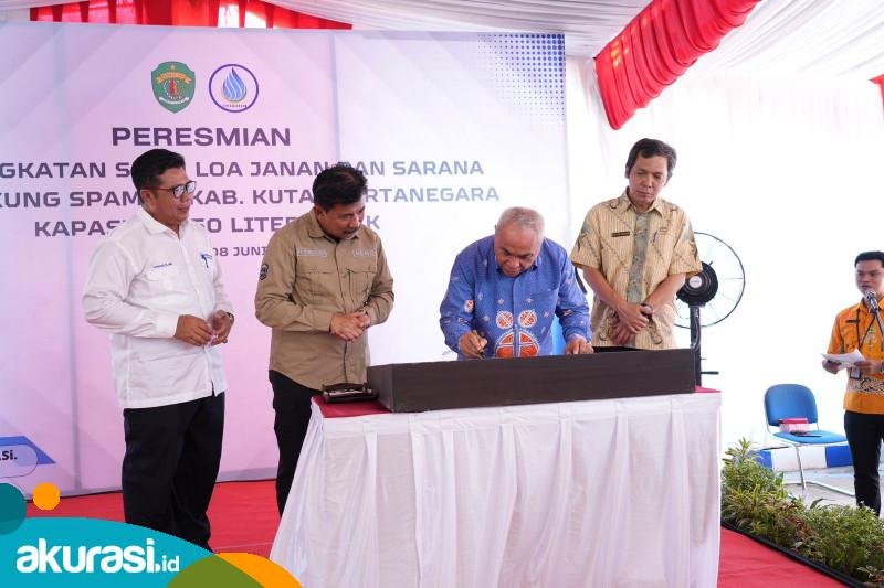 Resmikan Peningkatan SPAM Loa Janan, Gubernur Pesan Jangan Digunakan untuk Cuci Kendaraan
