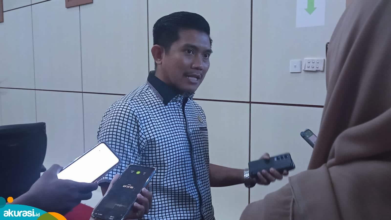 Buaya Guntung Akan Direlokasi, Andi Faiz Bicarakan dengan Tokoh Masyarakat