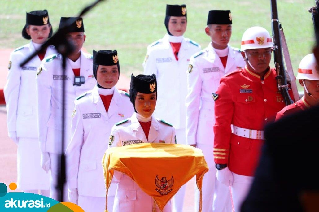 Sosok Khoirina Alfi Syahrani, Pembawa Baki Paskibraka Kaltim yang Bercita-Cita Sebagai Polwan