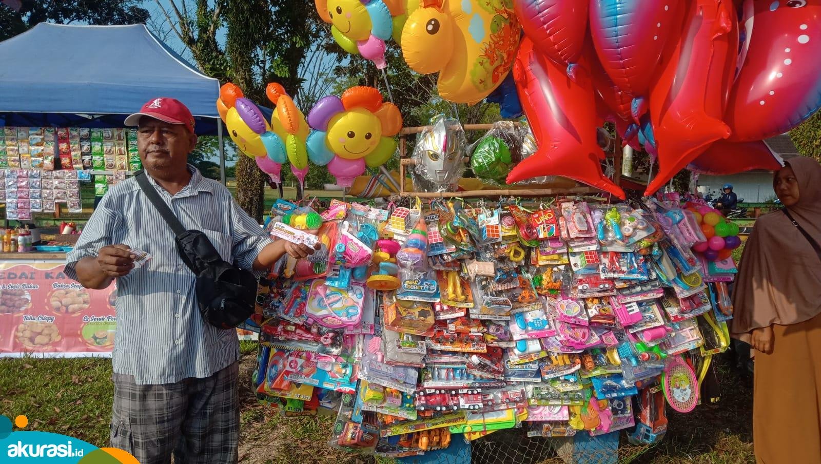 Meraup Untung Dalam Kemeriahan HUT RI di Kelurahan Berbas Tengah
