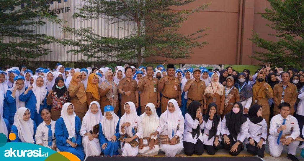 Tingkatkan Partisipasi Pemilu, Kesbangpol Gelar Sosialisasi di SMK 17 Samarinda
