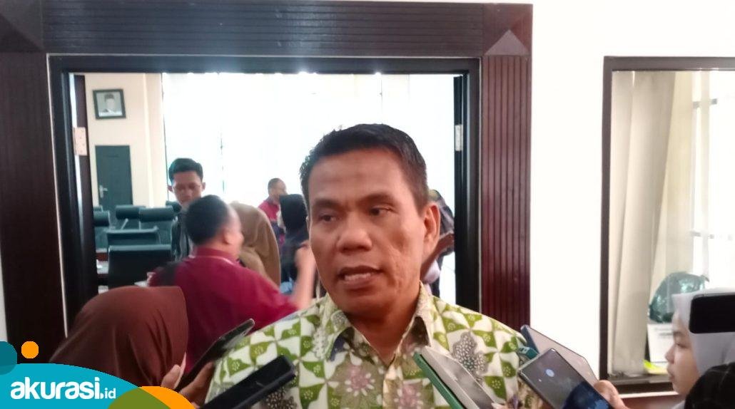 Rusman Ya’qub Minta Dinas Pendidikan Perbaiki Data Dapodik, Guna Memudahkan Pendistribusian Guru
