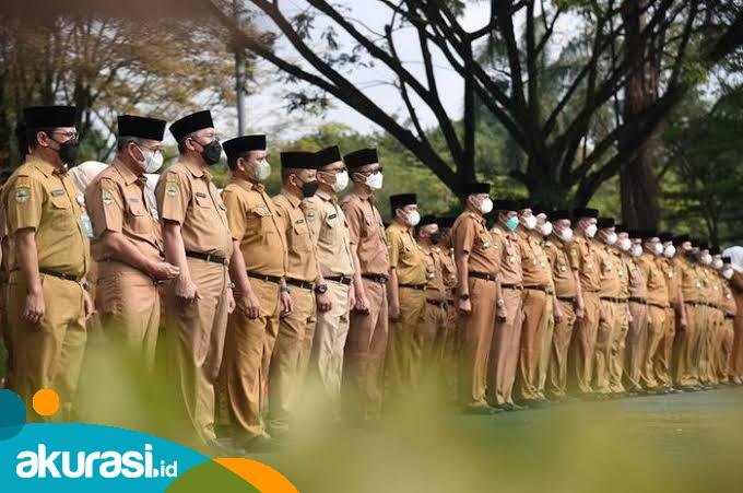 Hati-hati! Saat “Like” dan “Share” ASN Bisa Dapat Sanksi