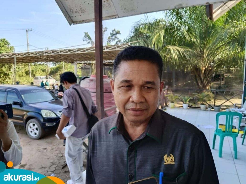 DPRD Kutim Sosialisasikan Perda di Dapil II, Camat Sangatta Selatan Beri Apresiasi