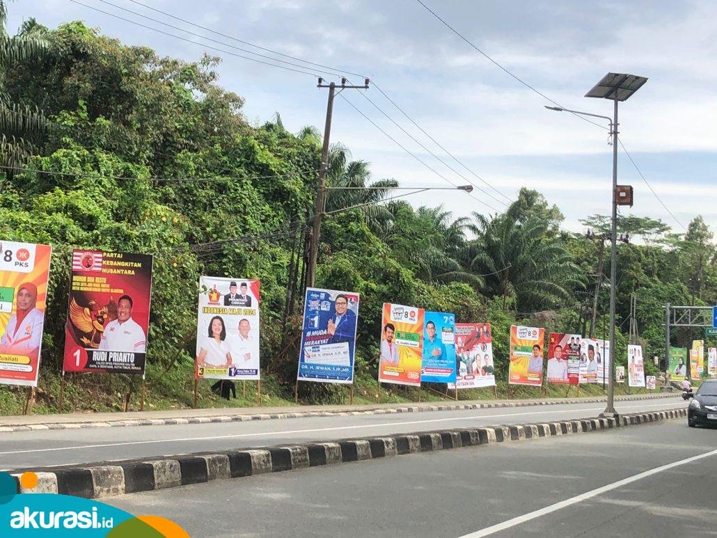 Masih Banyak Pemasangan Atribut Kampanye Melanggar Aturan