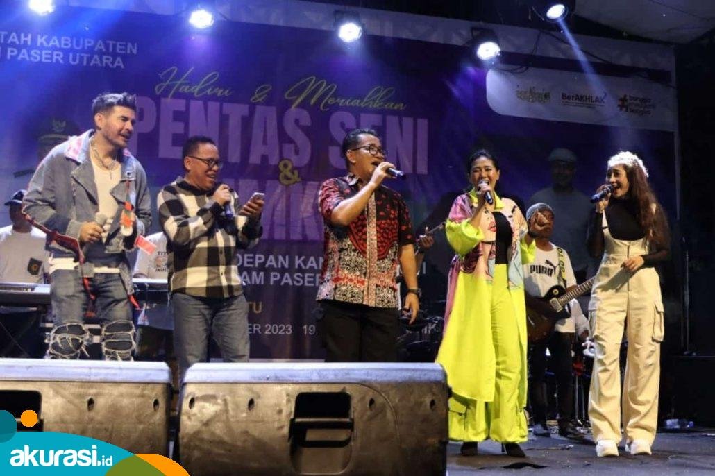 Pj Gubernur Kaltim Satukan Masyarakat PPU dalam Pentas Seni dan UMKM Daerah