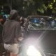 Sopir Mobil Diamuk Massa usai Tabrak Pengendara Motor di Simpang Ramayana Bontang