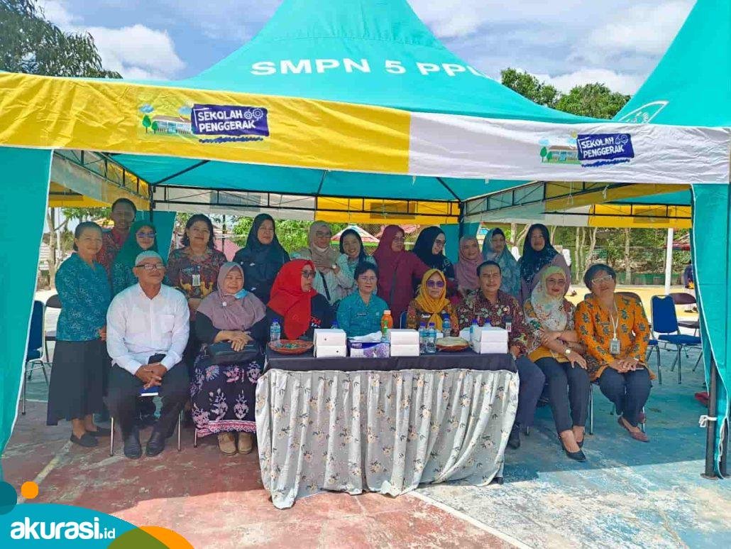 Implementasi Program SLP, Ketua PKK PPU Apresiasi SMP 5 Penajam Bagi Makanan Bergizi