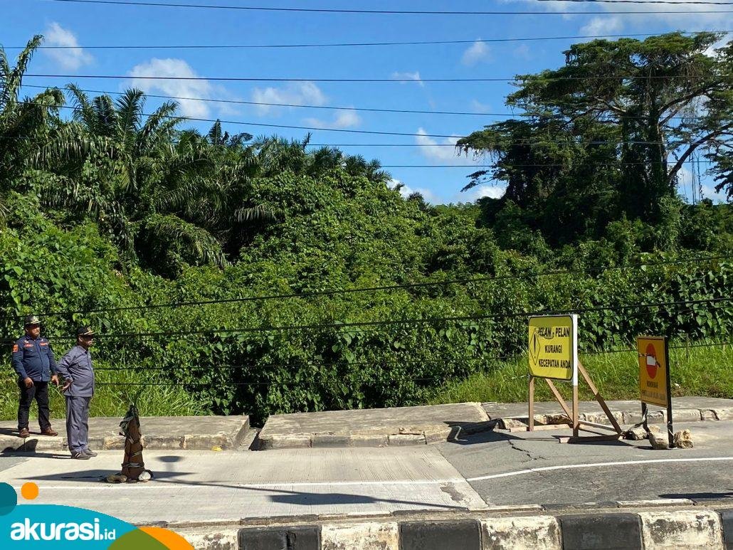 Tak Kunjung Diperbaiki, Jalan Amblas di Cipto Mangunkusumo Diprotes Dewan dan Wali Kota Bontang