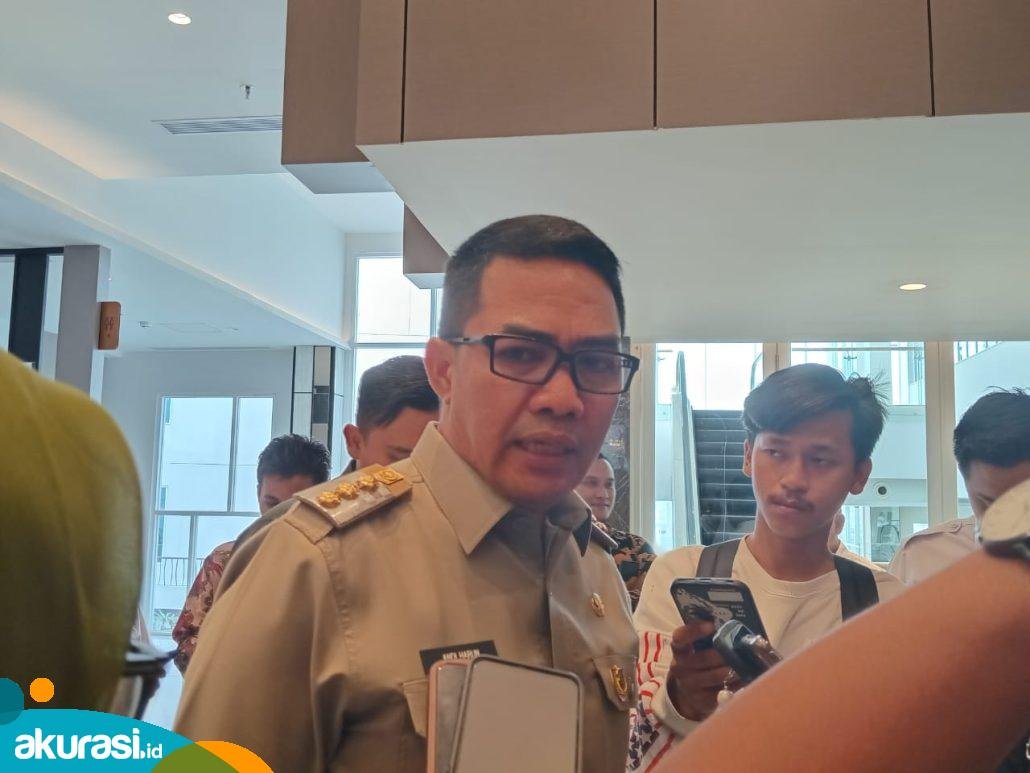 Wali Kota Samarinda, Andi Harun, ketika diwawancarai terkait potensi kelautan Indonesia. (Yasinta Erikania Daniartie/Akurasi.id)