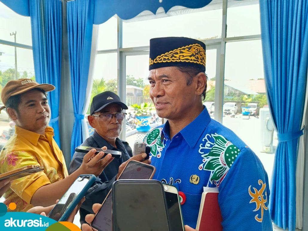 Kepala BKPSDM Kabupaten Penajam Paser Utara (PPU), Ahmad Usman berbicara terkait Formasi penerimaan PPPK. (Muhammad Zulkifli/Akurasi.id)