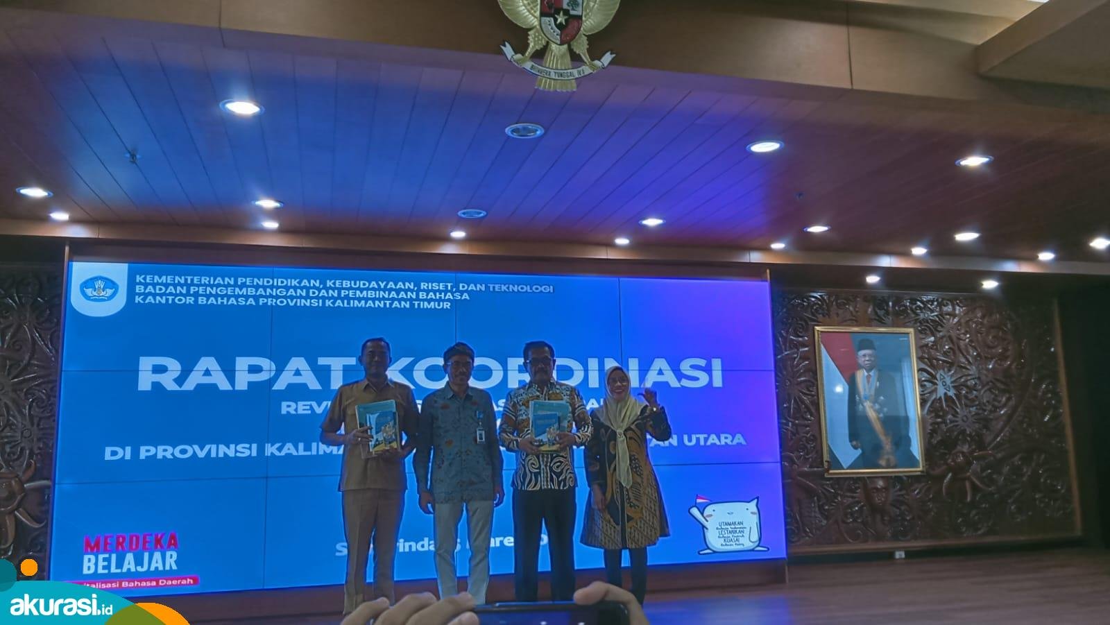 Rapat koordinasi revitalisasi bahasa daerah. (Istimewa)