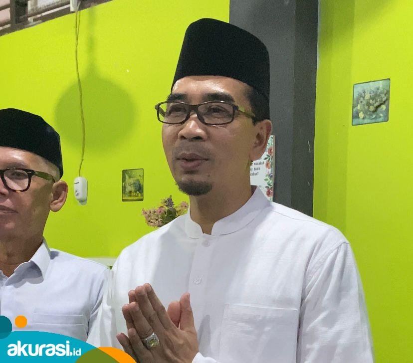 Kakanwil Kemenkumhan Kaltimtara Gun Gun Gunawan pada kegiatan Safari Ramadan di Lapas Kelas IIA Bontang. (Nuraini/Akurasi.id)