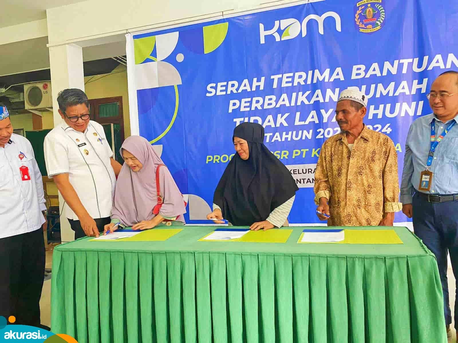 Tiga Rumah Warga Kelurahan Api-Api Dapat Perbaikan dari Program RTLH CSR KDM