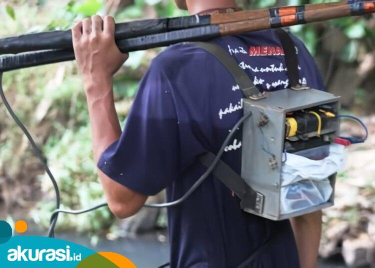 Siap-siap, Pelaku Setrum Ikan Bisa Dipenjara Kalau Ketahuan