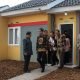 Presiden Jokowi mengunjungi salah satu perumahan rakyat. Di Kaltim, para guru menolak Tapera. (Istimewa)