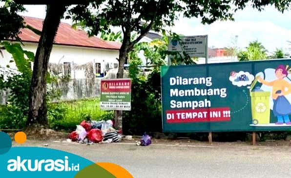 Lokasi sampah menumpuk di Jalan Pattimura, Kelurahan Api-Api, Bontang Utara. (Istimewa)