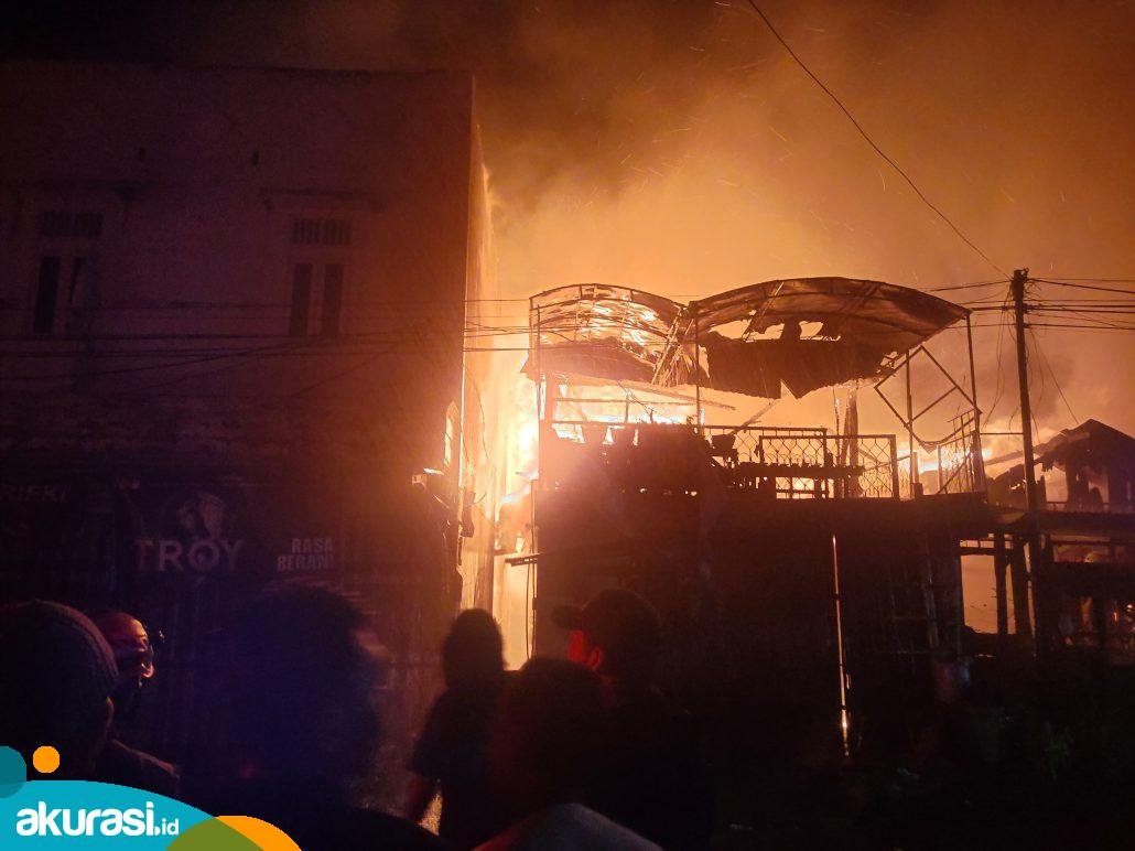 Kabakaran Loktuan, Ruko di Pos 7 Hangus Diamuk Sijago Merah