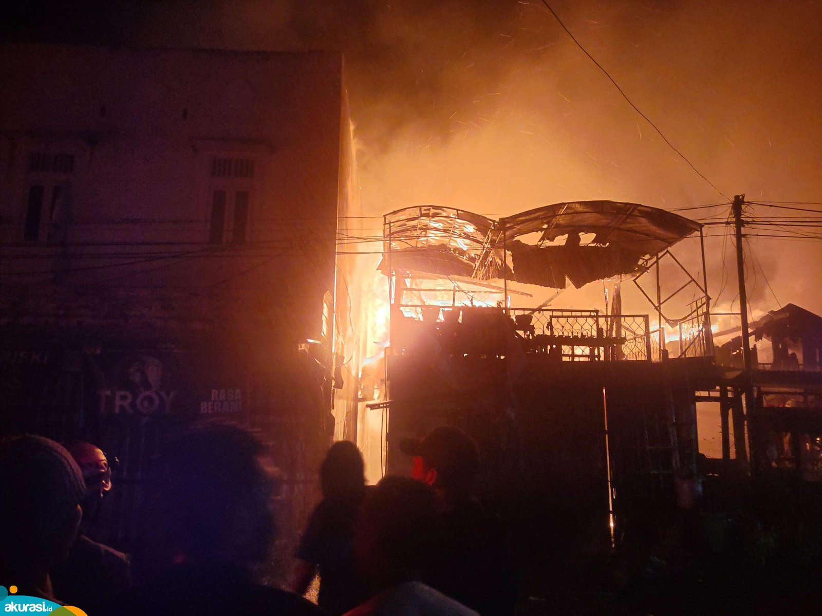 Kabakaran Loktuan, Ruko di Pos 7 Hangus Diamuk Sijago Merah