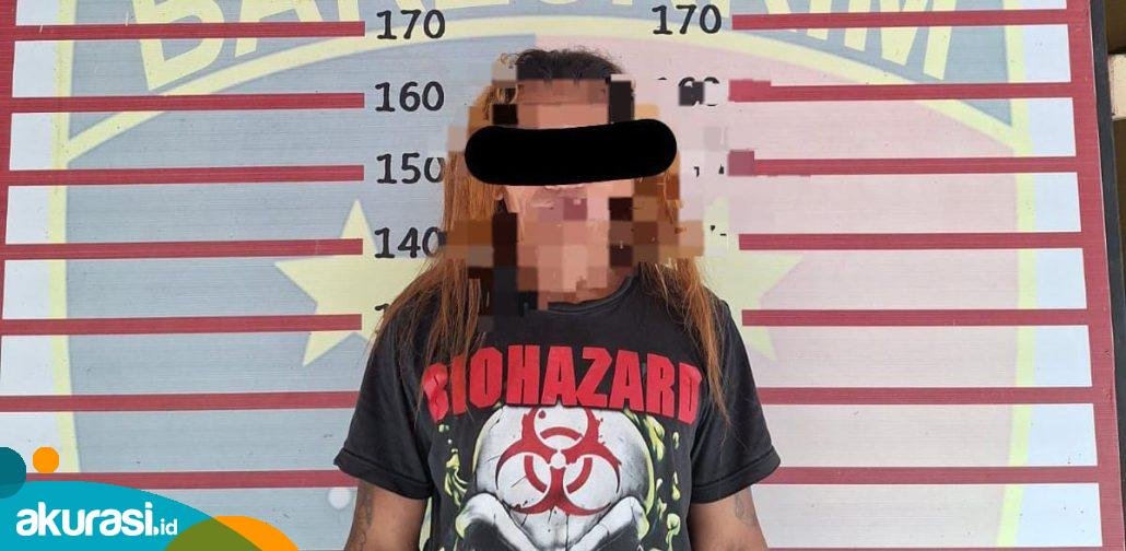 Bang Gondrong Ngamuk Gegara Ditolak Jadi Juru Parkir, Pemilik Toko Diancam Pakai Keris