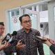 Kepala Bagian Pemberitaan KPK RI, Ali Fikri, ketika diwawancarai terkait kasus TPPU Rita Widyasari Sari. (Yasinta Erikania Daniartie/Akurasi.id)