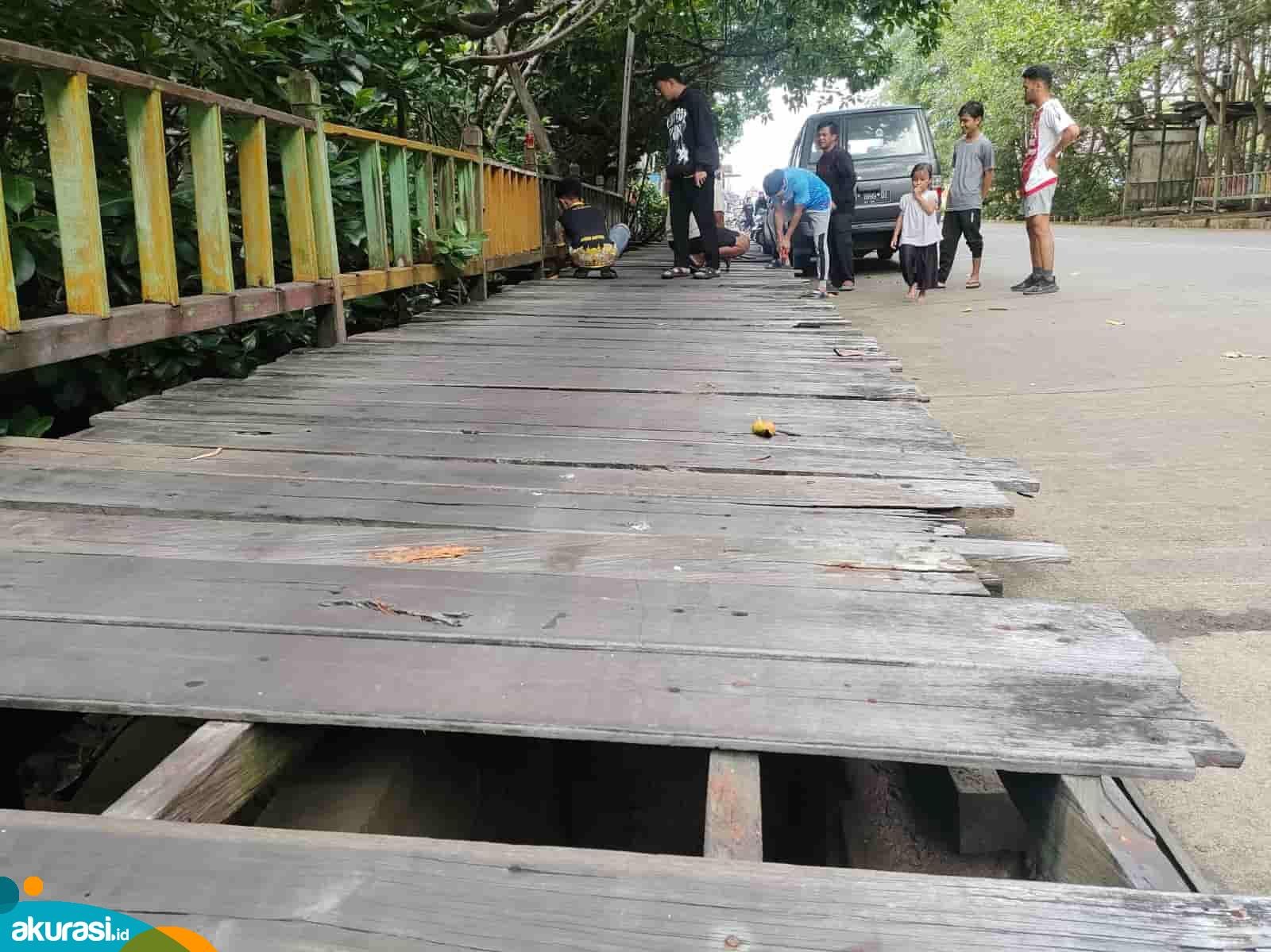 Andi Faizal Minta Pemkot Tidak Tutup Mata dengan Kerusakan Trotoar Jalan Bontang Kuala!